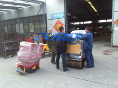 福瑞得機(jī)械座駕壓路機(jī)，手扶壓路機(jī)包裝發(fā)貨