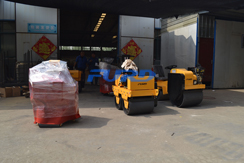 福瑞得機(jī)械手扶雙輪壓路機(jī)，手扶單輪壓路機(jī)，座駕壓路機(jī)及時(shí)包裝發(fā)貨
