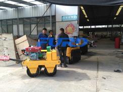 福瑞得機械手扶雙輪壓路機，二次結構澆筑泵及時包貨